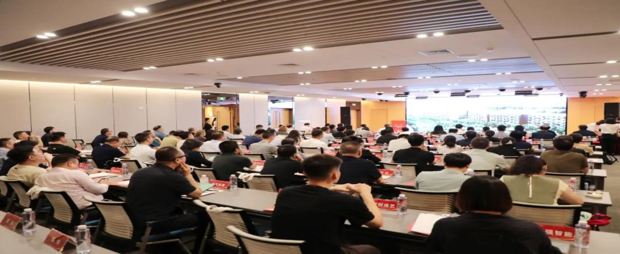 北京知诚社会组织众扶发展促进会 助力上地街道商会换届大会召开